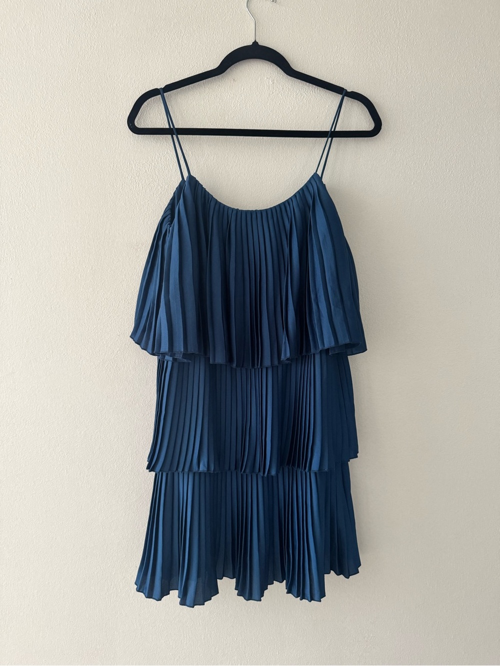 Tiered Pleated Spaghetti Strap Dress - Blue